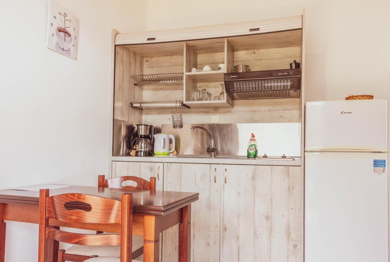 Apagio Apartments Mikros Gialos Dış mekan fotoğraf