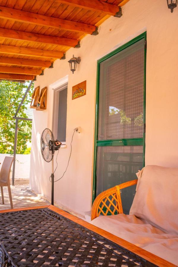 Apagio Apartments Mikros Gialos Dış mekan fotoğraf